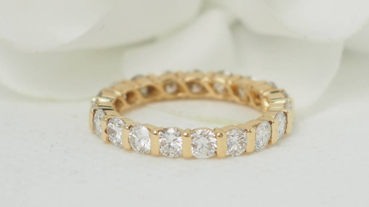 Alliance américaine en or jaune et diamants