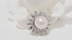 Bague Mauboussin or blanc Au café des 2 amours perle de culture et diamants