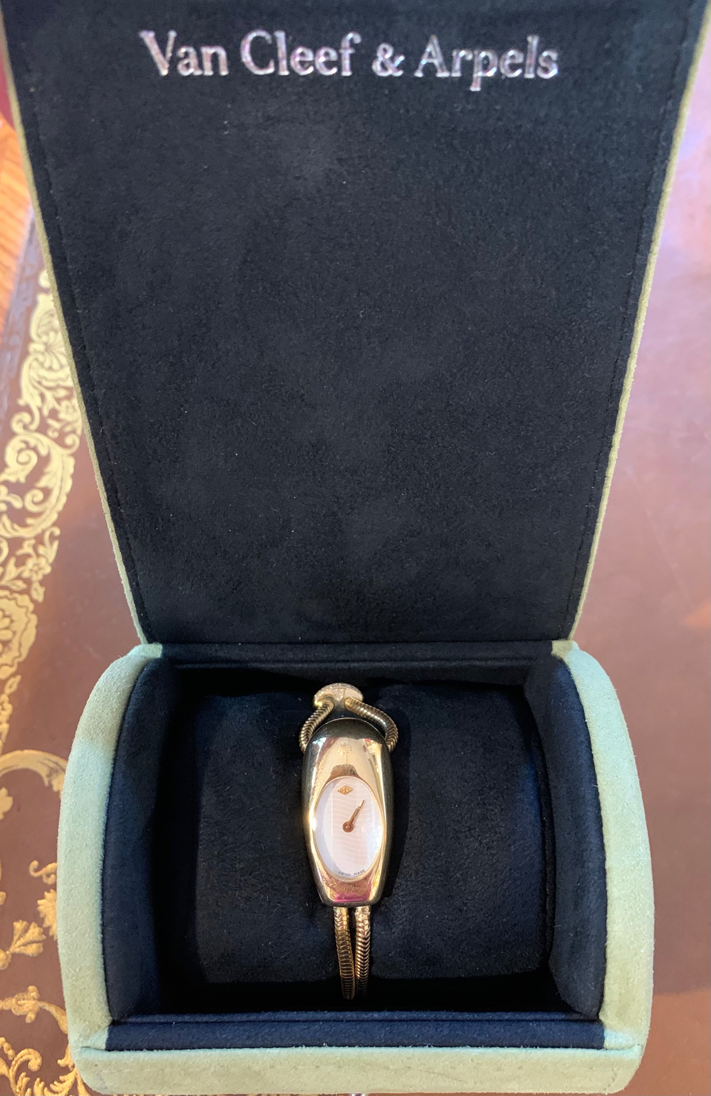 Montre VAN CLEEF & ARPELS Cadenas en or jaune et diamants