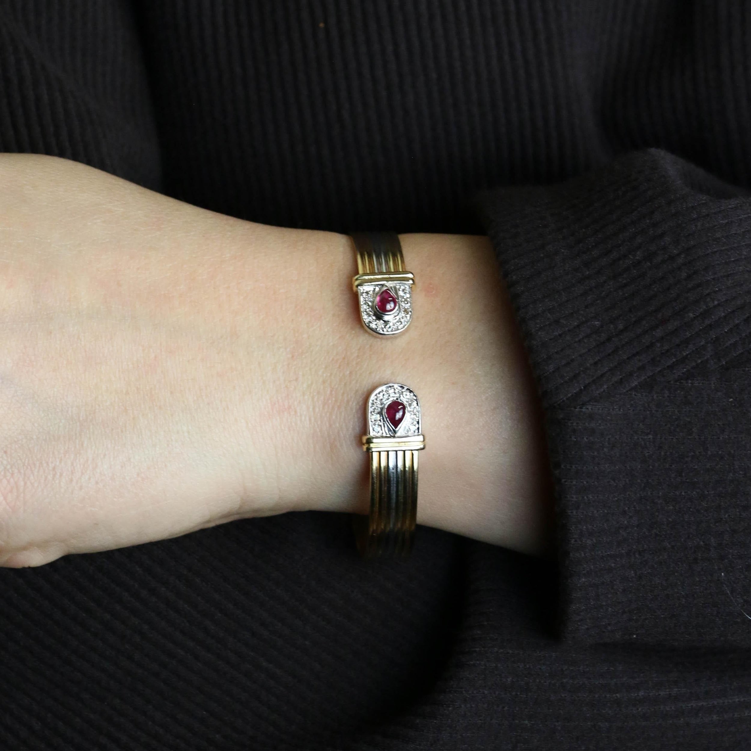 Bracelet Jonc en or blanc, or jaune, or rose, rubis et diamants