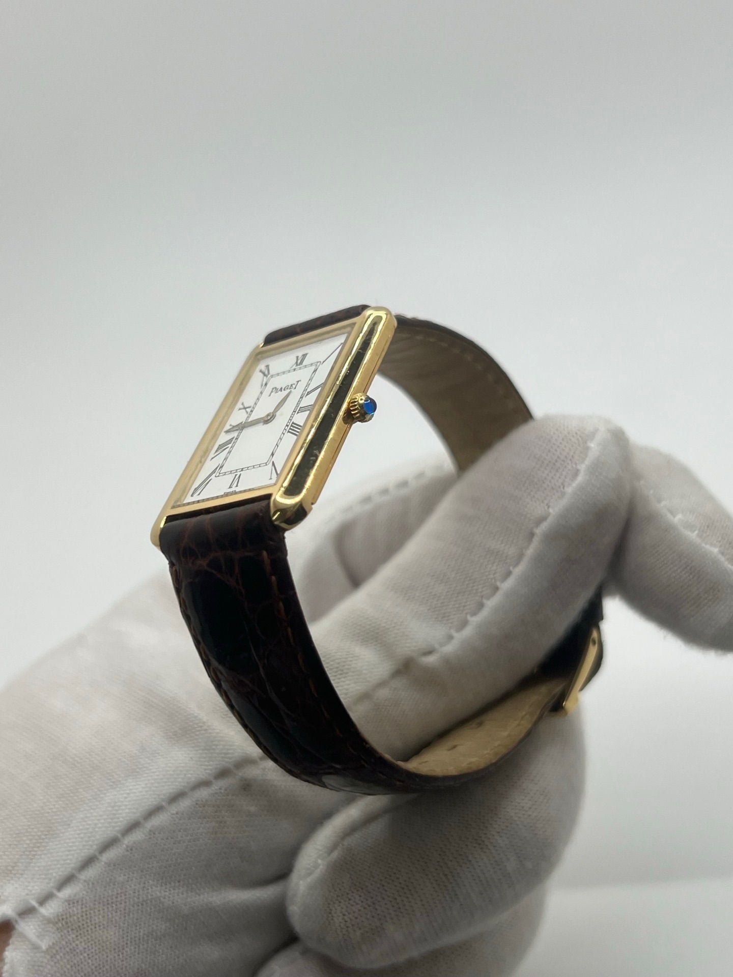 Montre PIAGET Tank allongée en or jaune