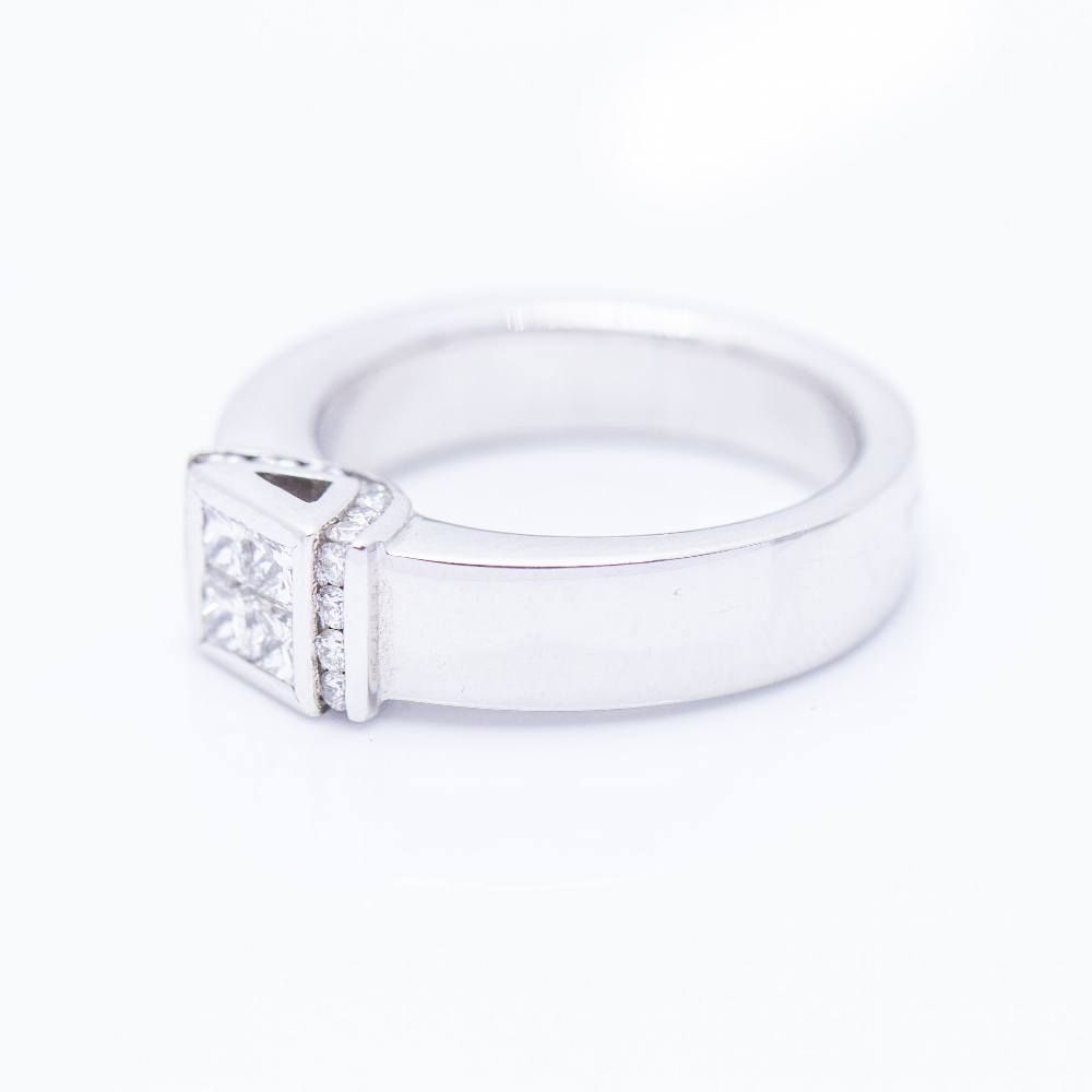 Bague PRINCESS en or avec diamants d'occasion