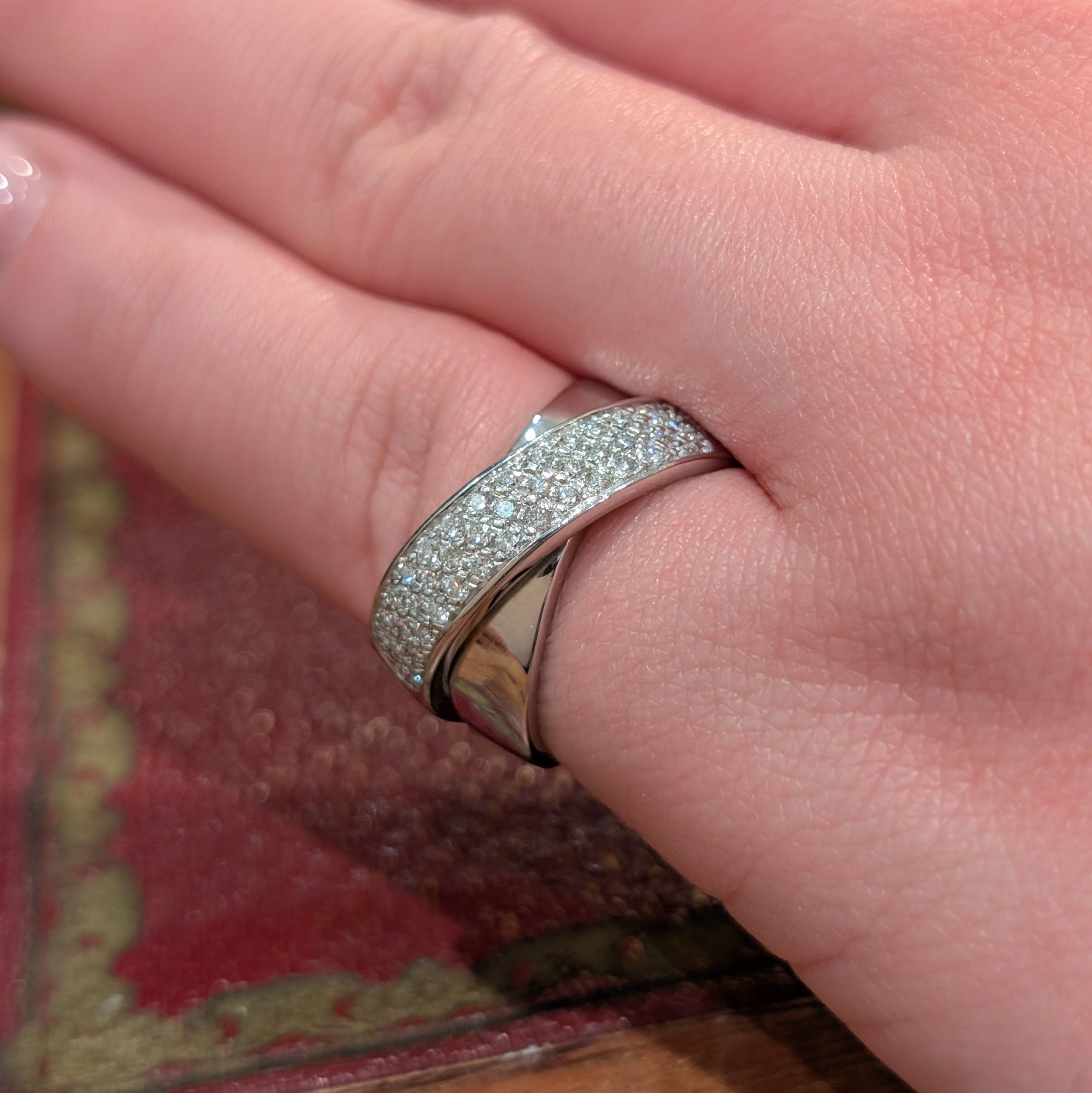 Bague en or blanc et diamants