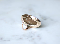 Bague navette en or rose et argent avec diamants et émail bleu