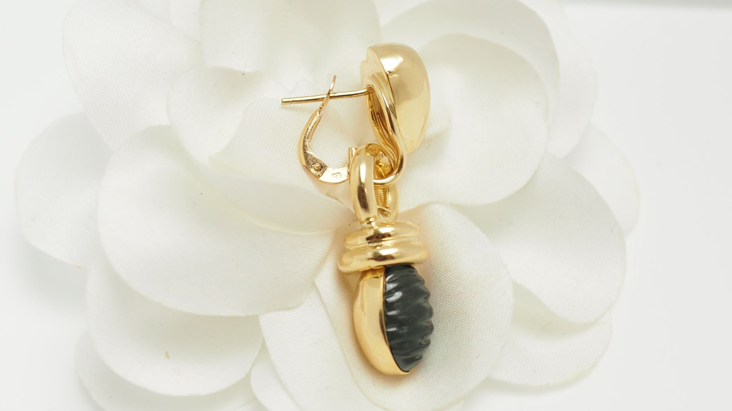 Boucles d'oreilles en or jaune et tourmalines