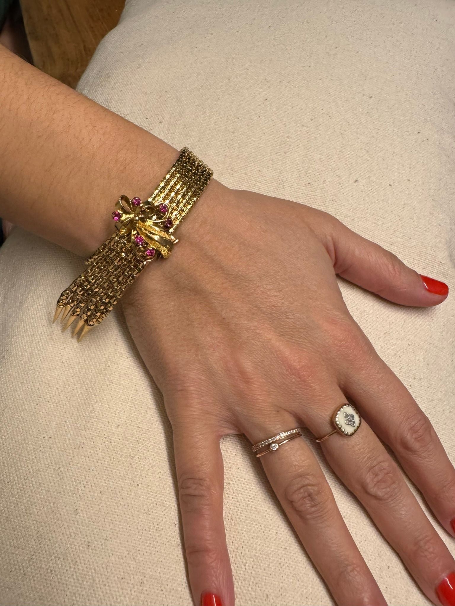 Bracelet en or et rubis