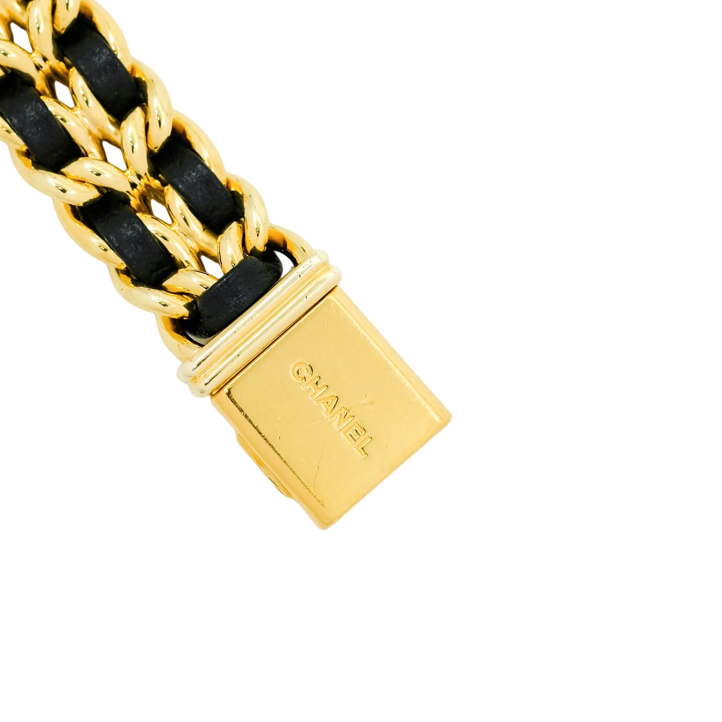 Montre CHANEL "Première" en plaqué or, cuir et saphir