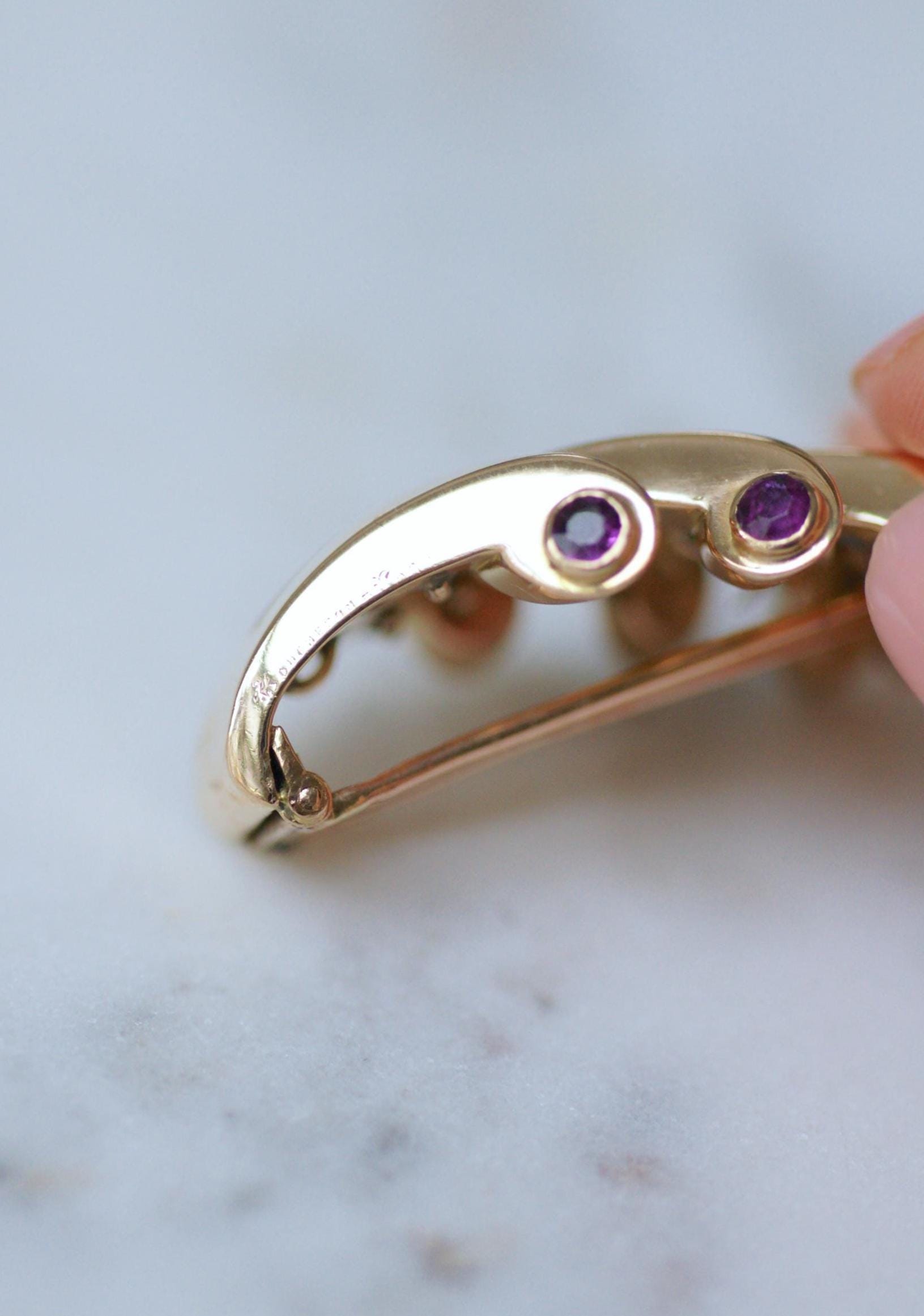 Brooch Clip Boucheron Ruby on Pink Gold 40's