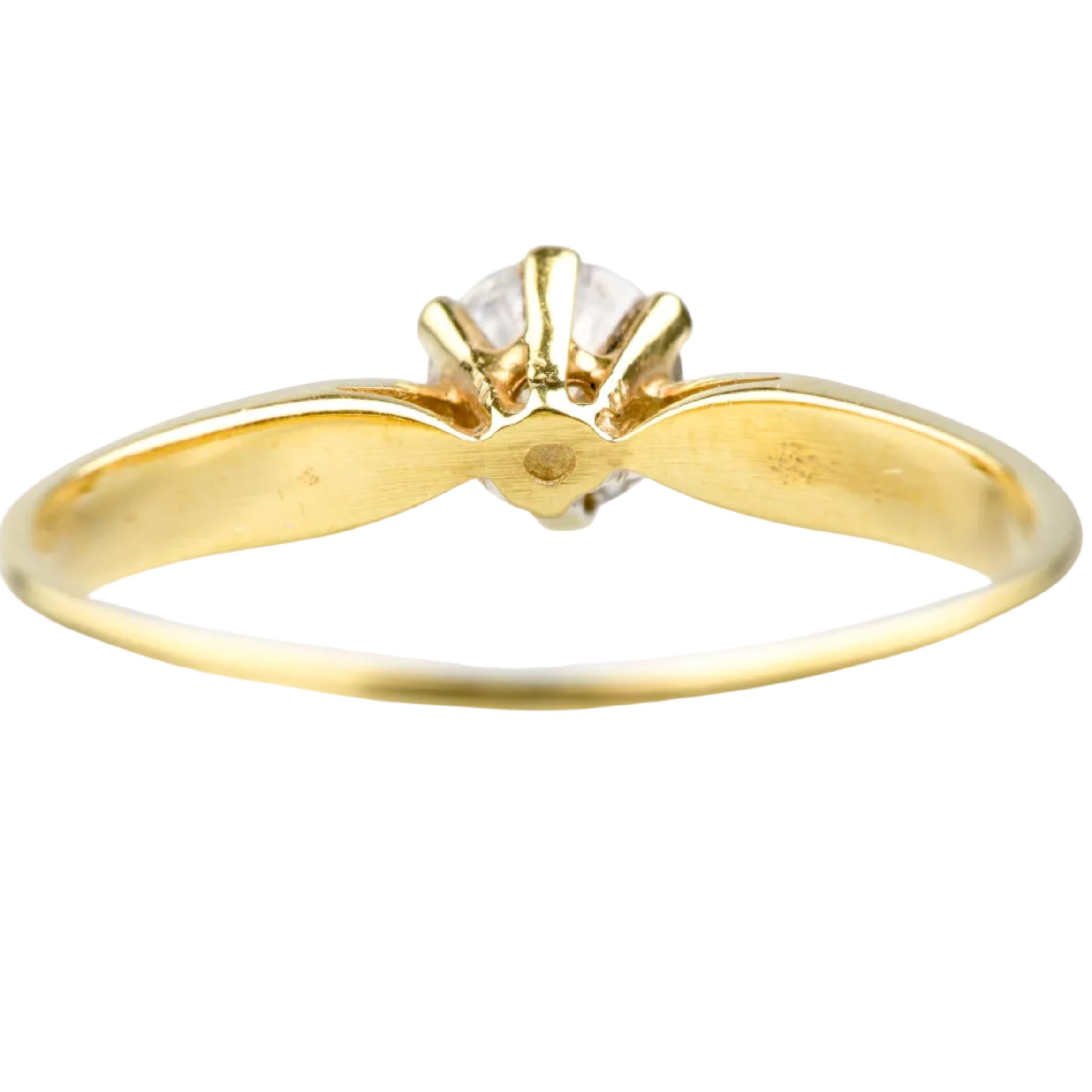 Bague solitaire en or jaune et diamant