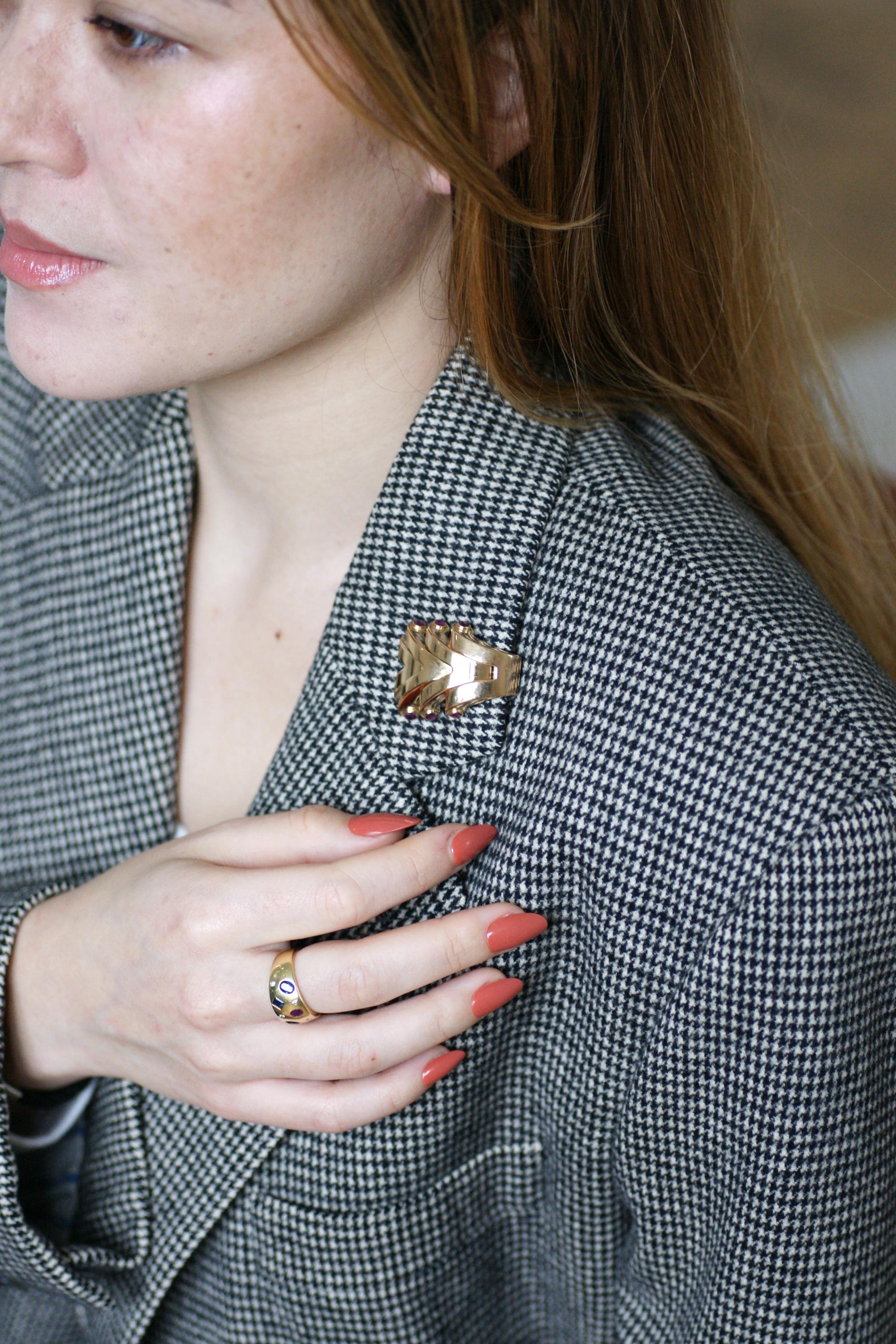 Brooch Clip Boucheron Ruby on Pink Gold 40's