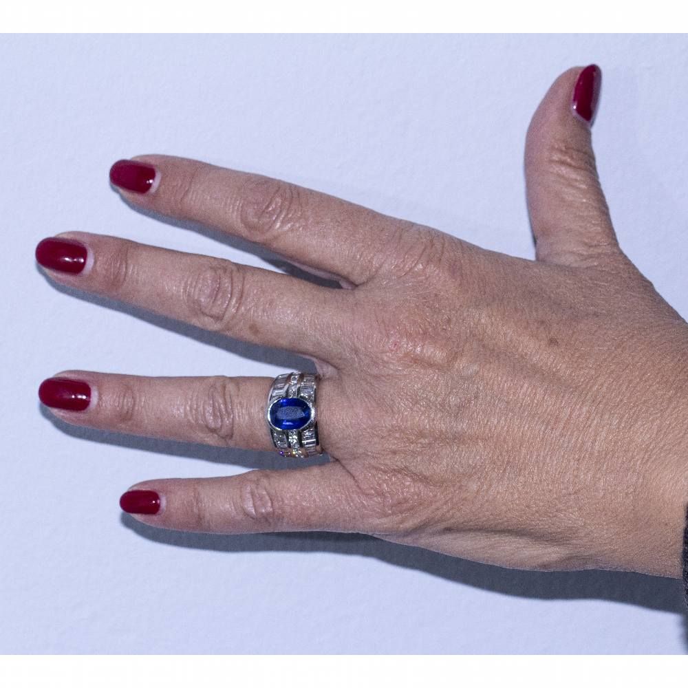 Bague CASHEMIRA en or blanc et saphir.