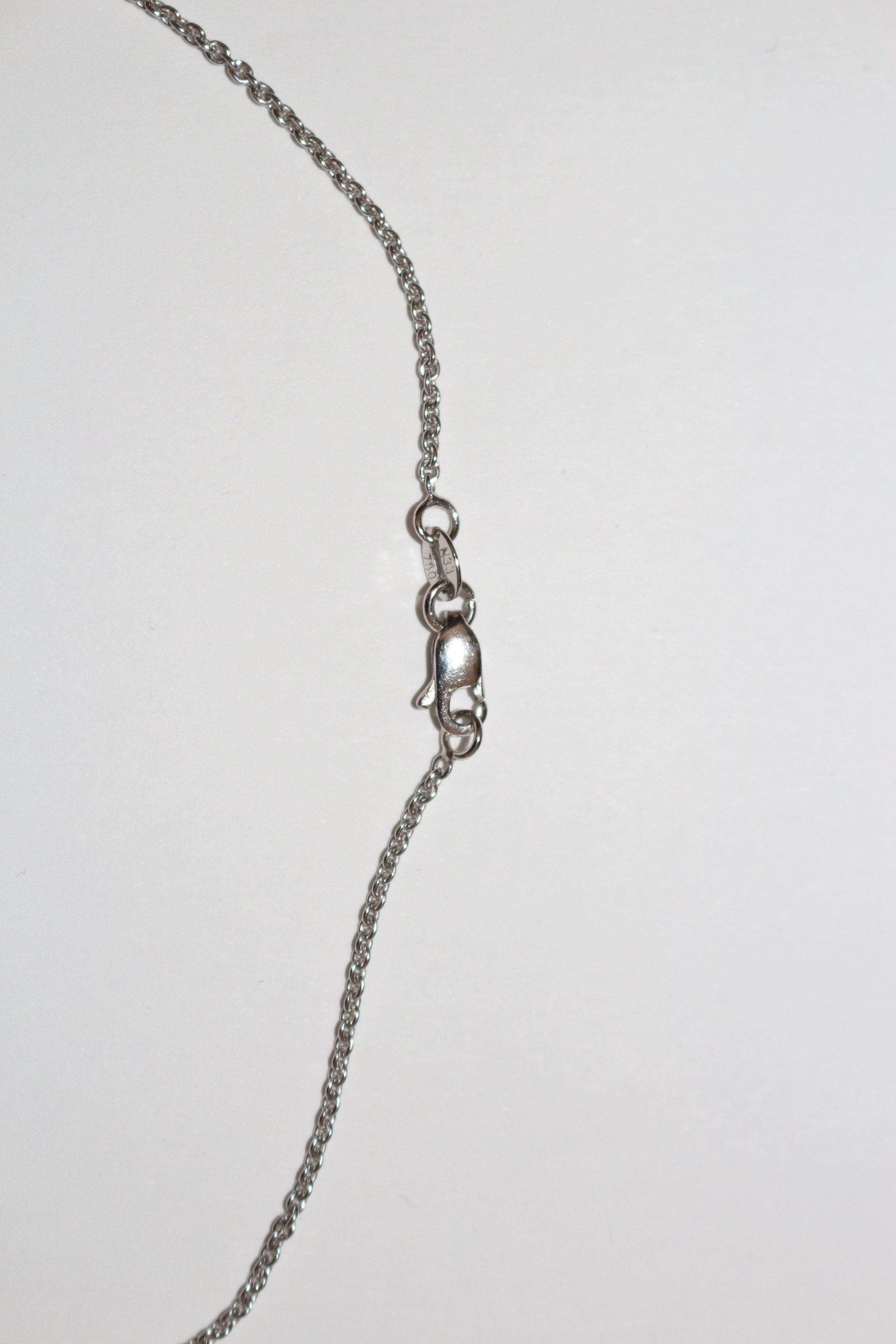 Collier Croix saphirs Or Blanc