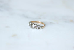 Bague jarretière en or rose et argent et diamants