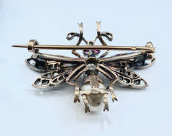 Broche mouche en or 18 carats et argent en diamants et perles fines vers 1850