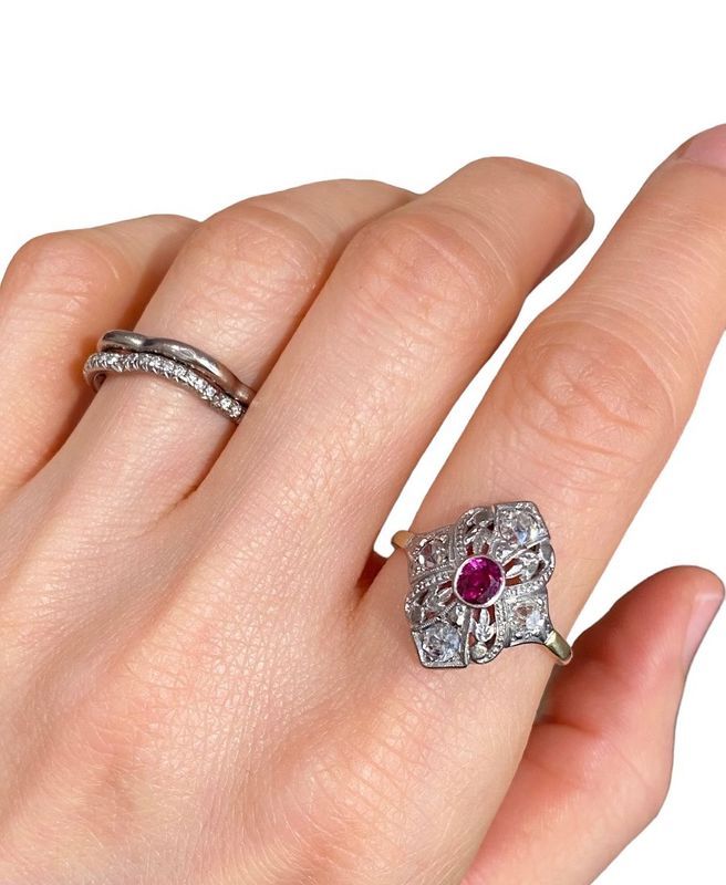 Bague Belle époque, en or jaune 18k, platine et diamants