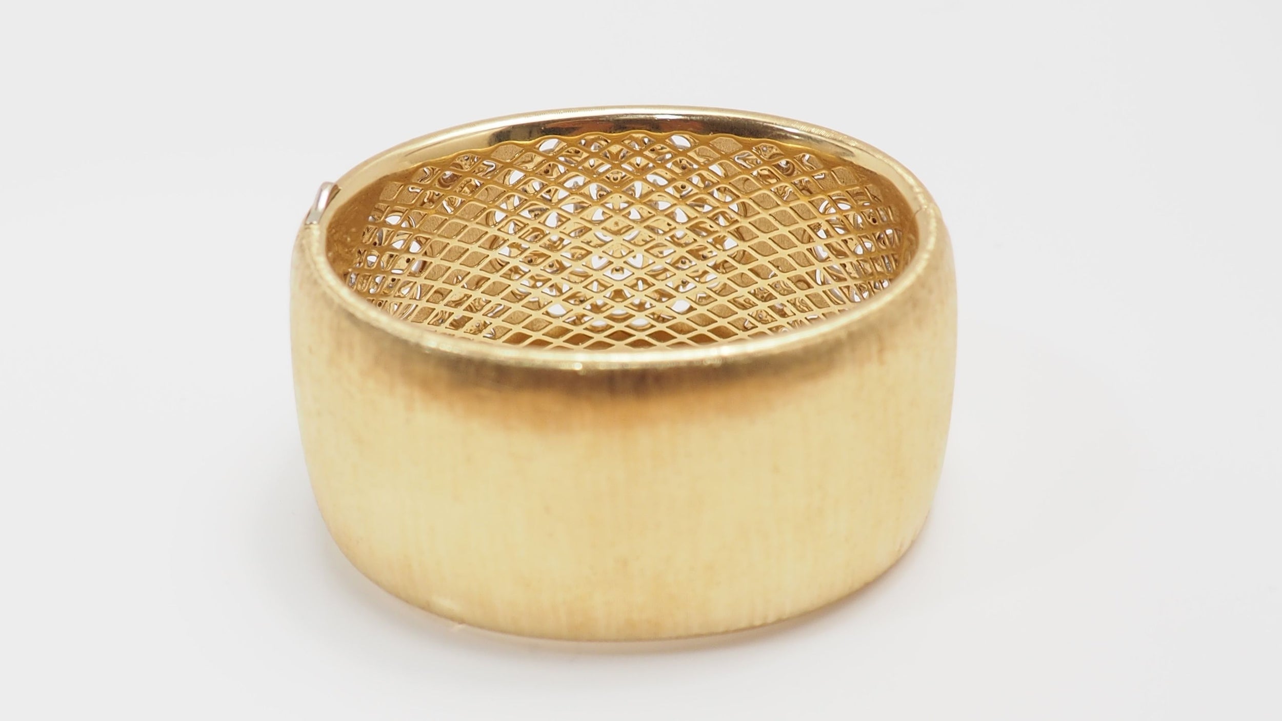 Bracelet manchette or bicolore et diamants