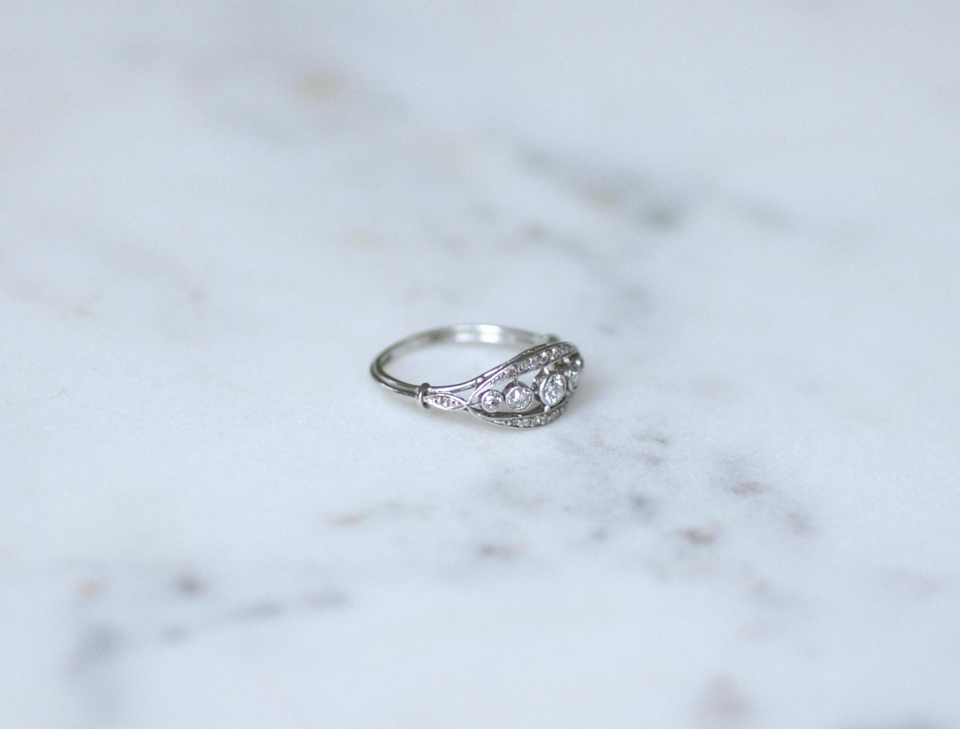 Ring Art Deco Headband diamonds on Platinum