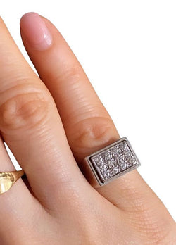 Bague Chevalière en or gris 18k et diamants