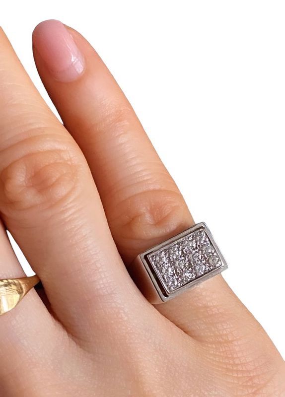 Bague Chevalière en or gris 18k et diamants