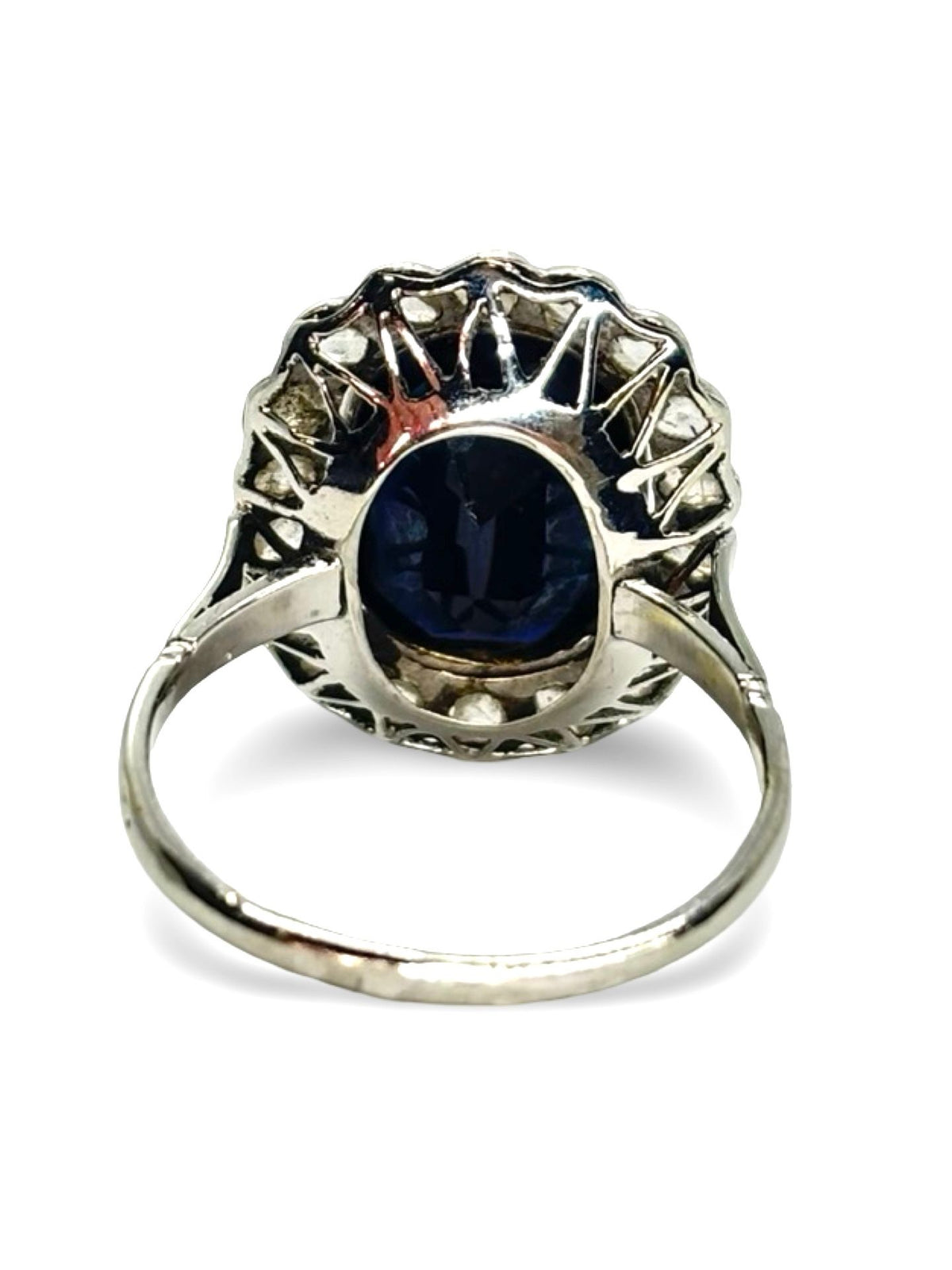 Bague ancienne or blanc saphir 5 ct et diamants 0,60 ct