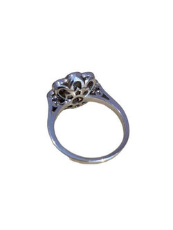 Bague Marguerite, en or blanc 18k et diamants