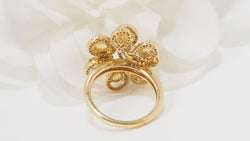Bague Fleur or blanc et citrines et diamants