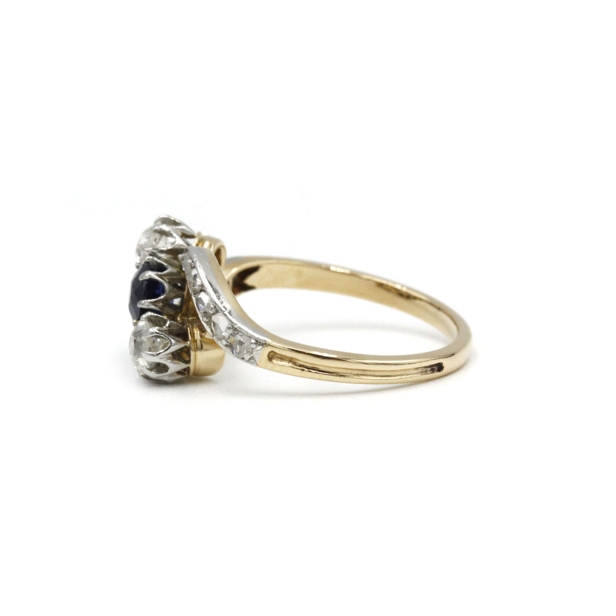 Bague - Or, Platine, Saphir & Diamants
