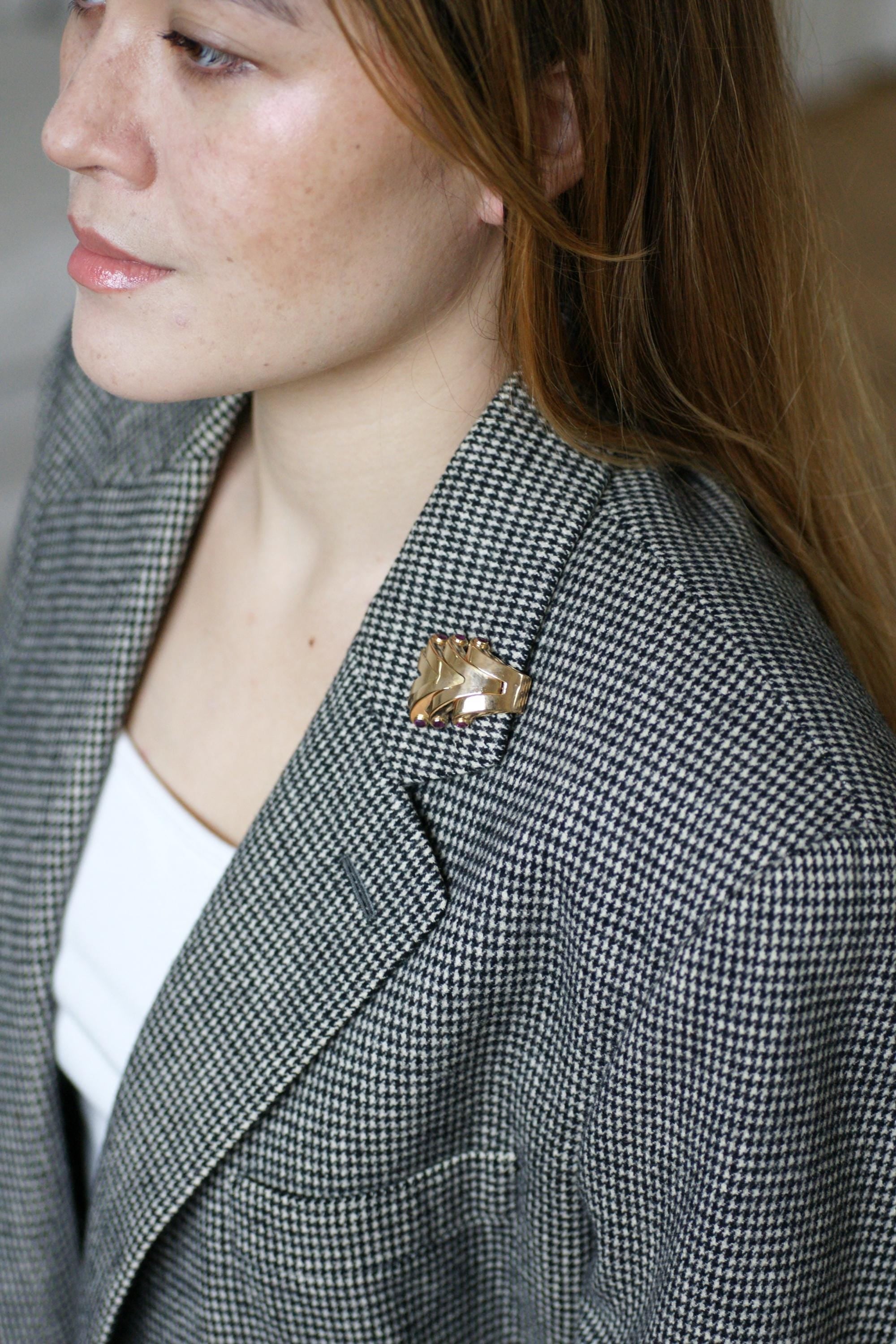 Brooch Clip Boucheron Ruby on Pink Gold 40's