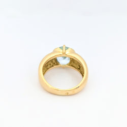 Bague en or jaune et topaze