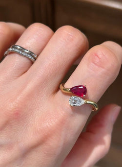 Ring Toi & Moi in yellow gold, ruby and diamond
