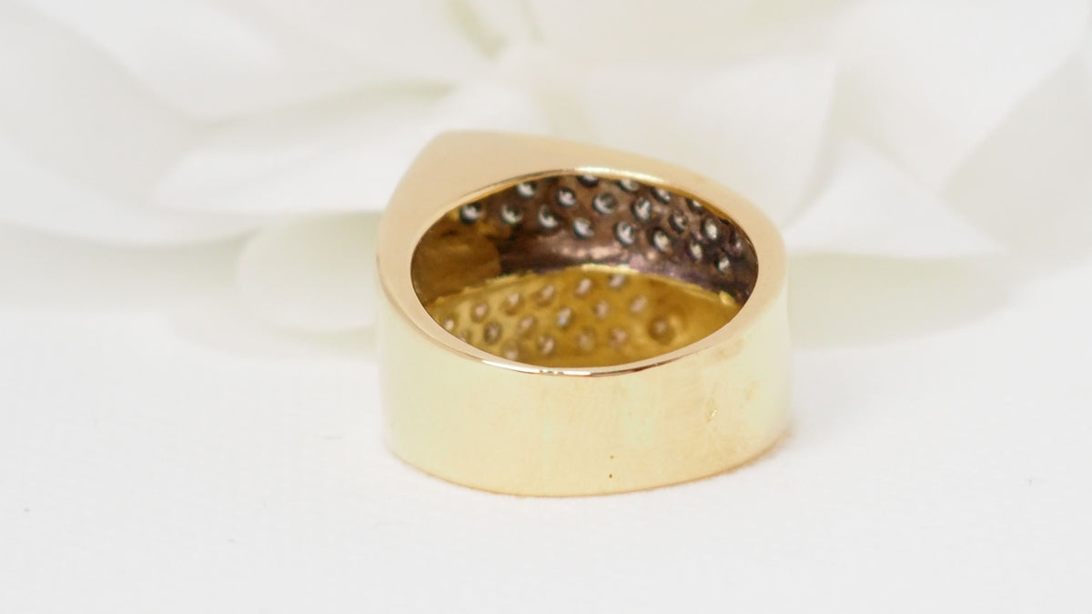 Bague pavage en or jaune et diamants