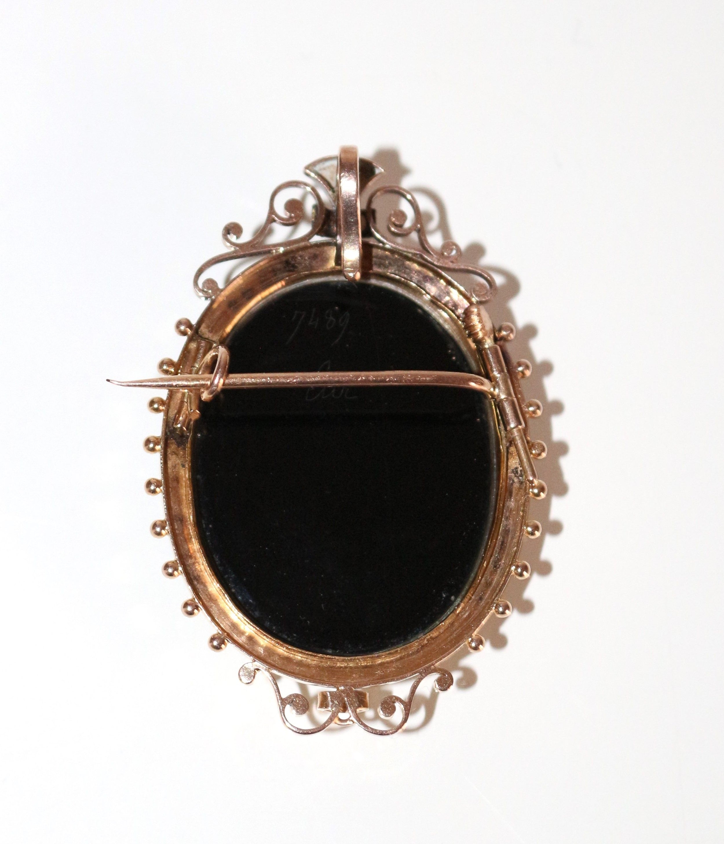 Broche Camée Sur Onyx Napoléon III