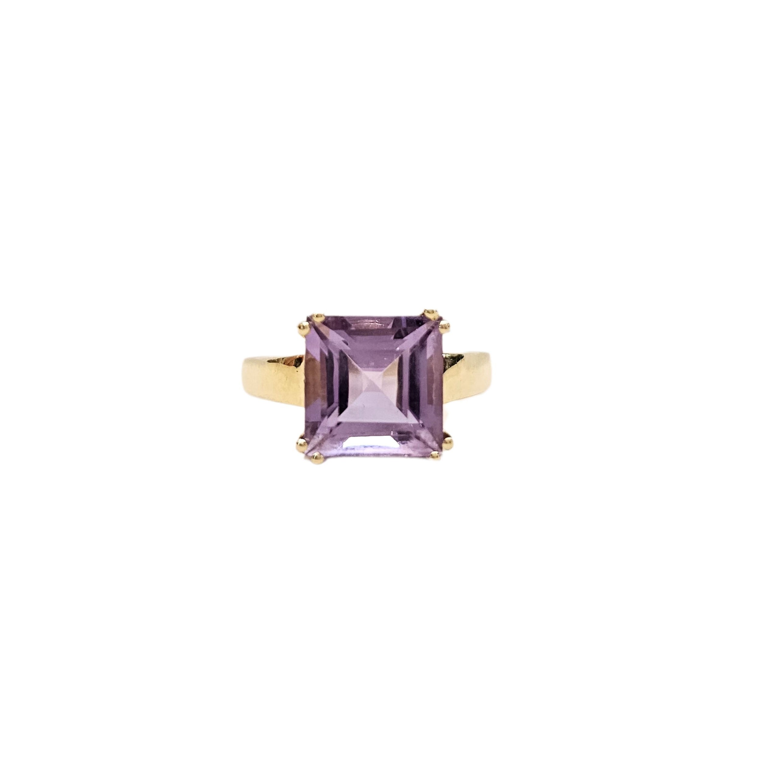 Bague en or jaune 18 carats et amethyste taille princesse - Taille EU60