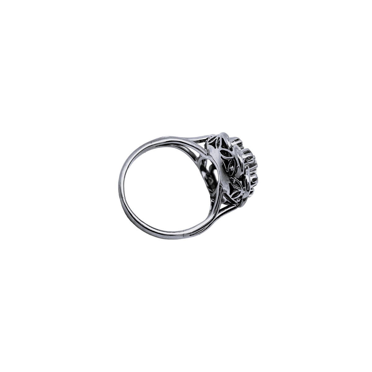 Bague Pompadour diamants en or blanc