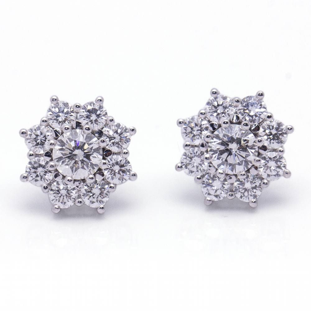 Boucles d'oreilles ROSETON en or blanc et diamants