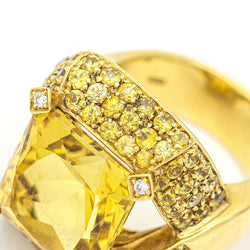 MYANMAR Bague en or jaune et saphir d'occasion