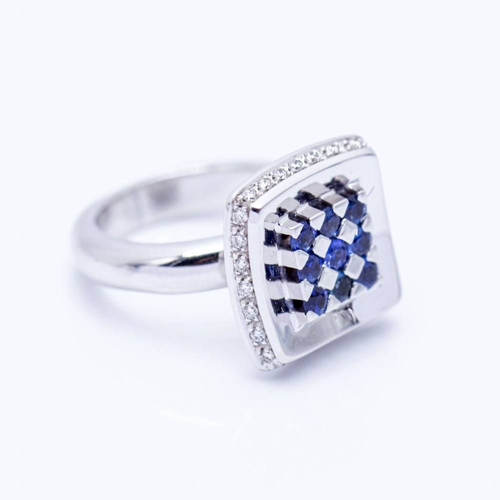 Bague en or avec diamants et saphirs d'occasion