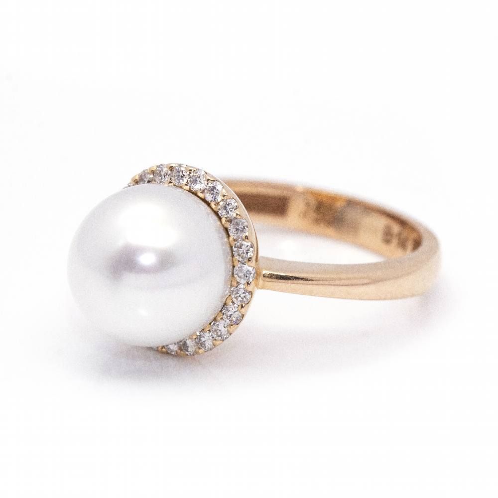 Bague en perles et diamants