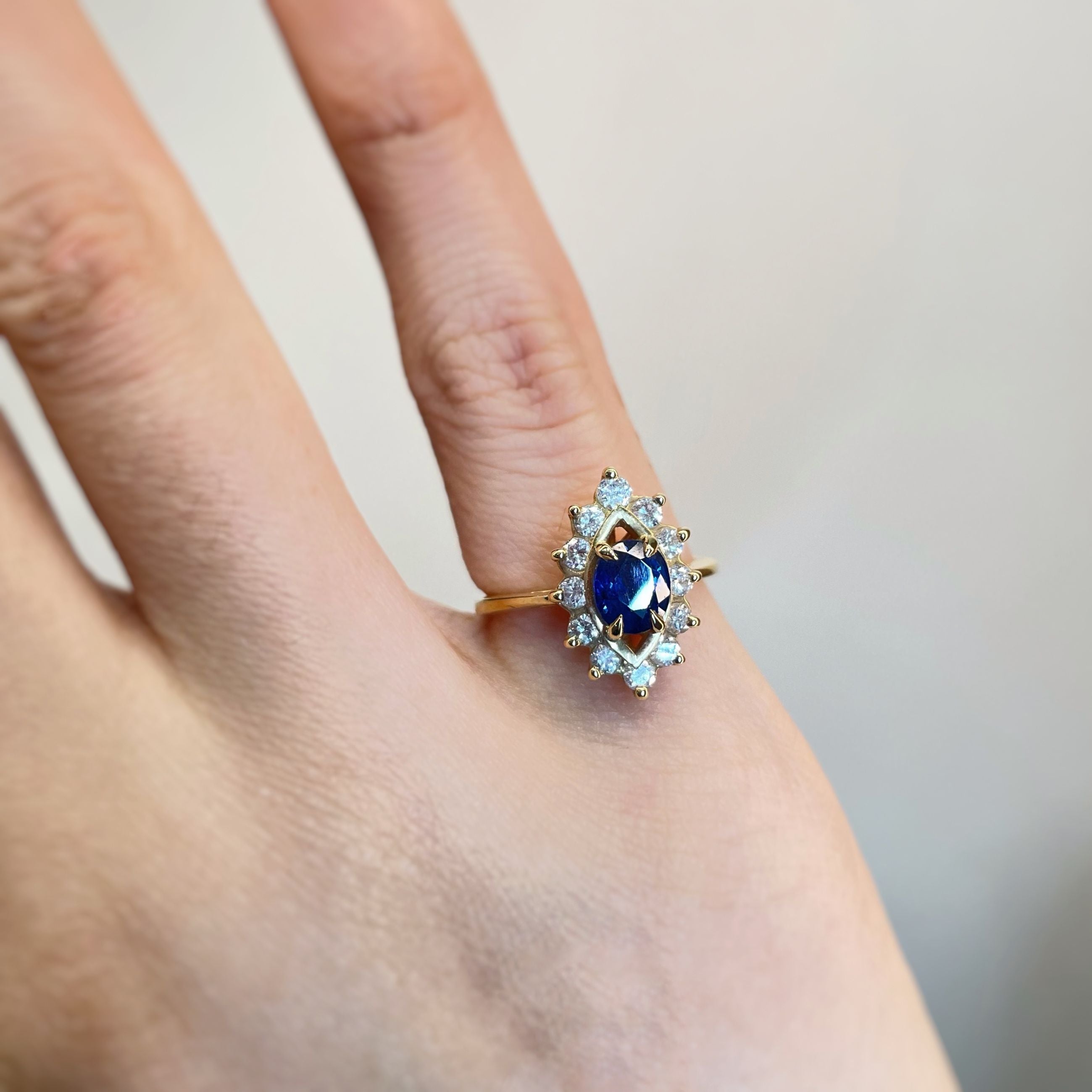 Bague - Or, Saphir & Diamants