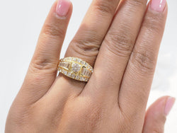 Bague solitaire en or jaune et diamants