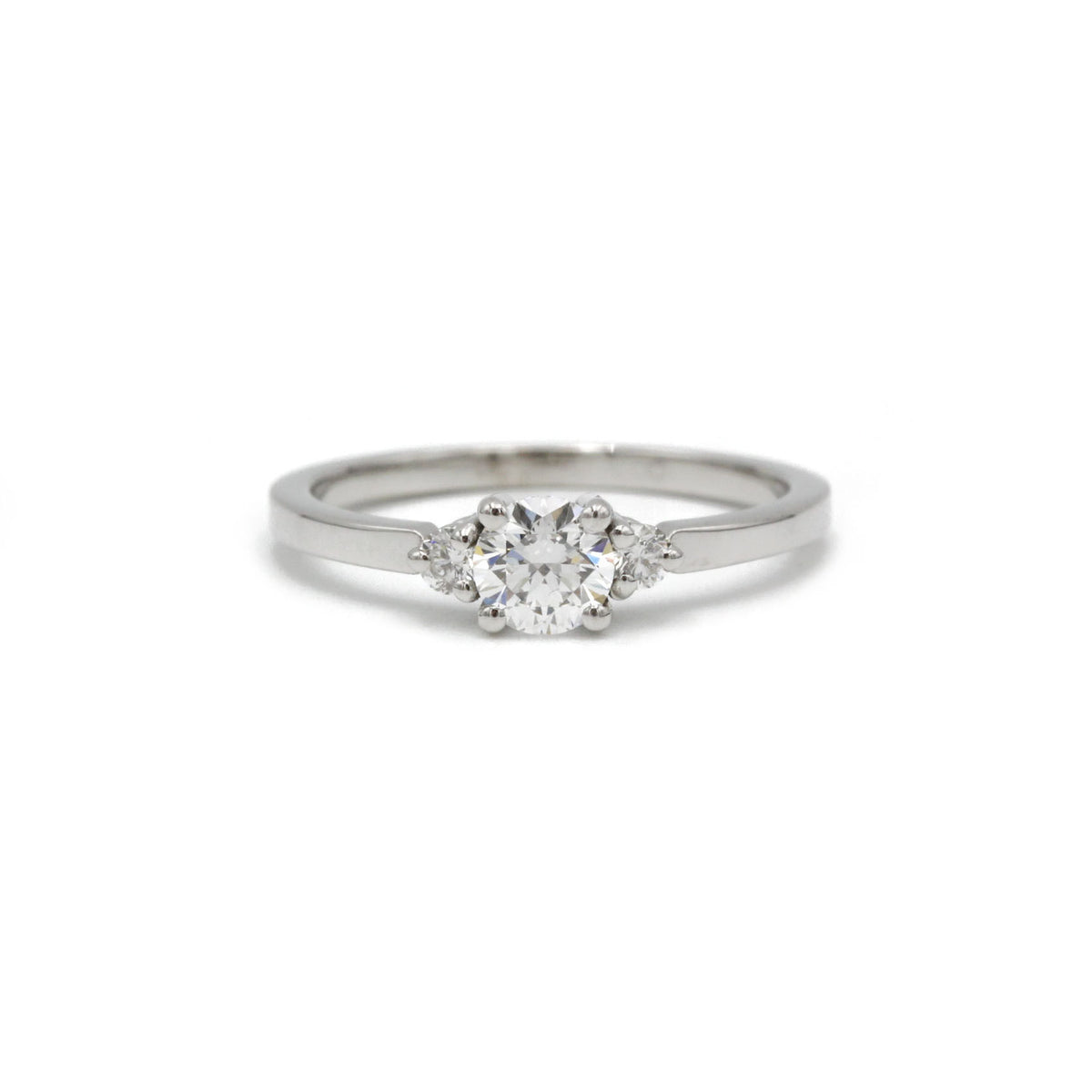 Solitaire accompagné - 0,38 carat D VVS1