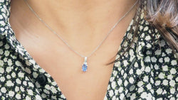 Collier en or blanc, tanzanite et diamants