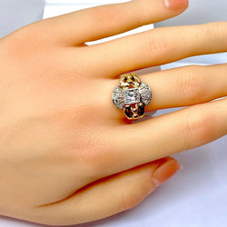 Tank ring in yellow gold and diamonds