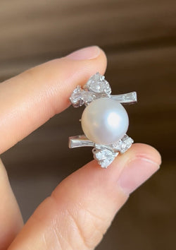 Bague en or blanc 18K perle et diamants