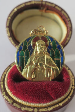 Pendentif BECKER Jésus Christ en or jaune et émail