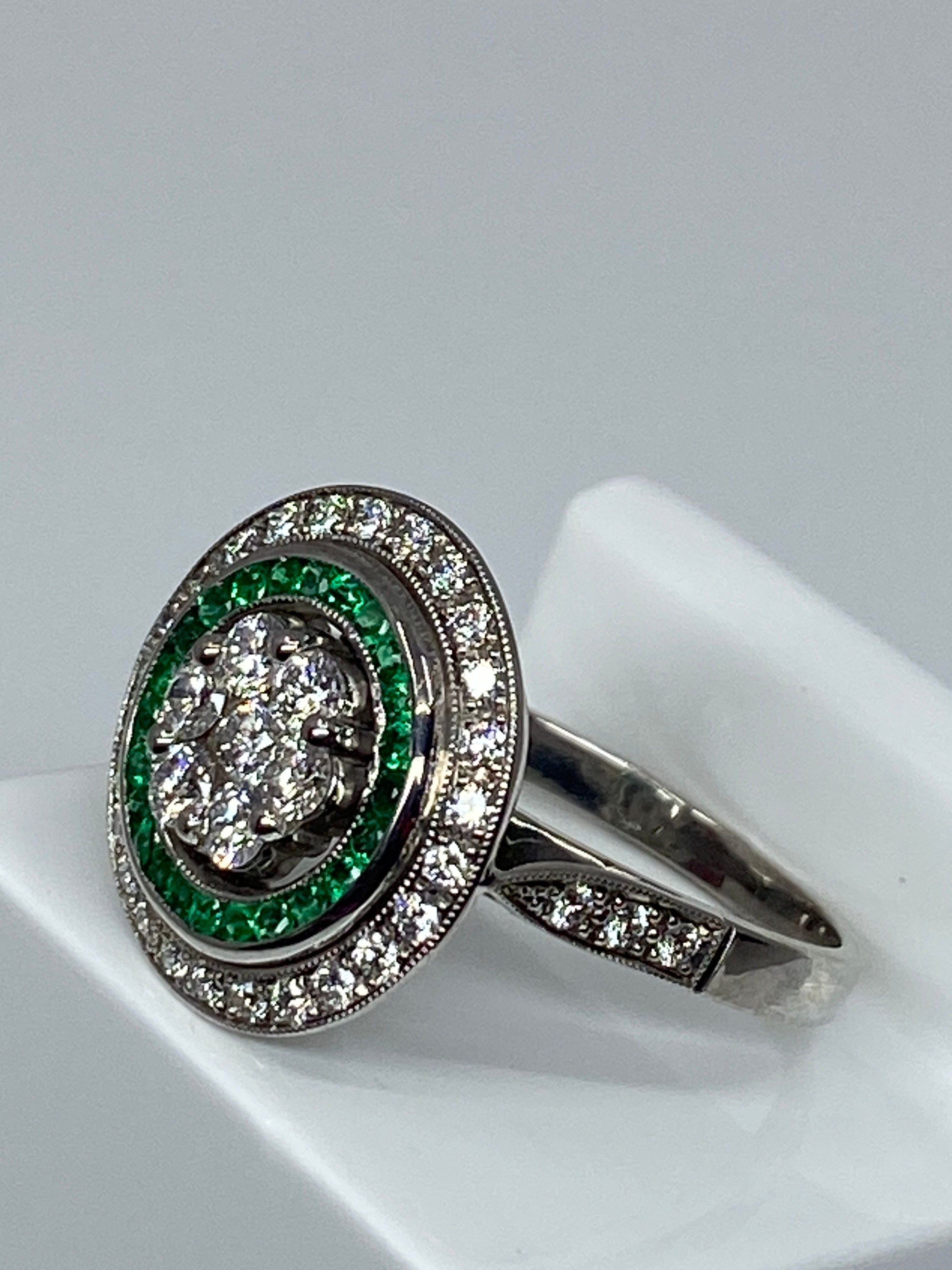 Round 18k gold emerald and diamond ART DECO style ring