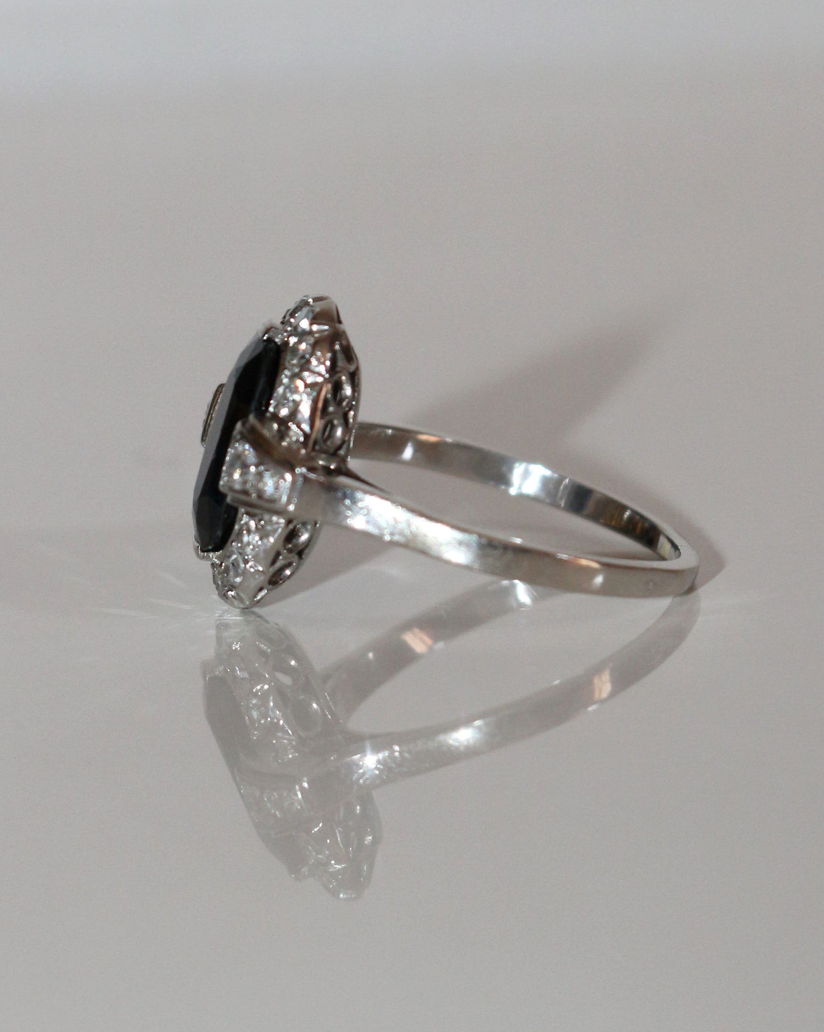 Bague Art Déco Saphir Et Diamants