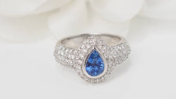 Bague en or blanc, saphir de Ceylan et diamants