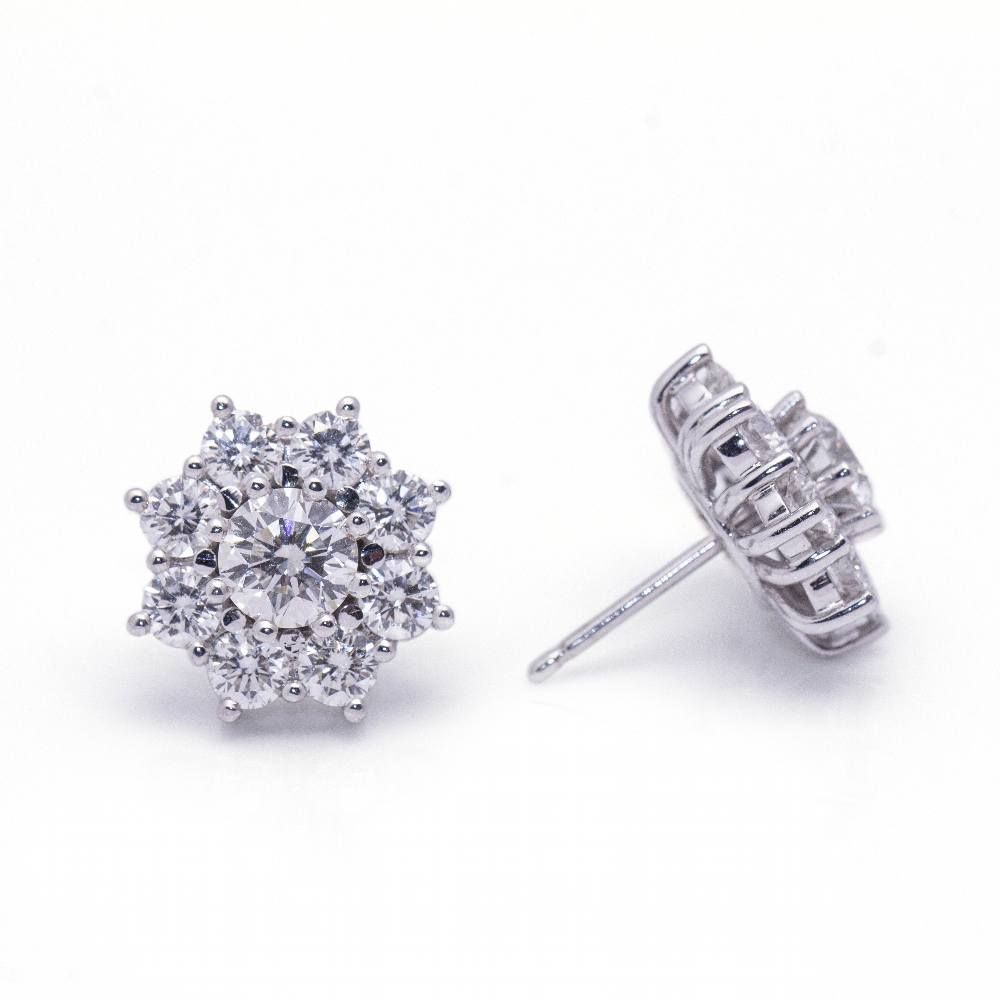 Boucles d'oreilles ROSETON en or blanc et diamants