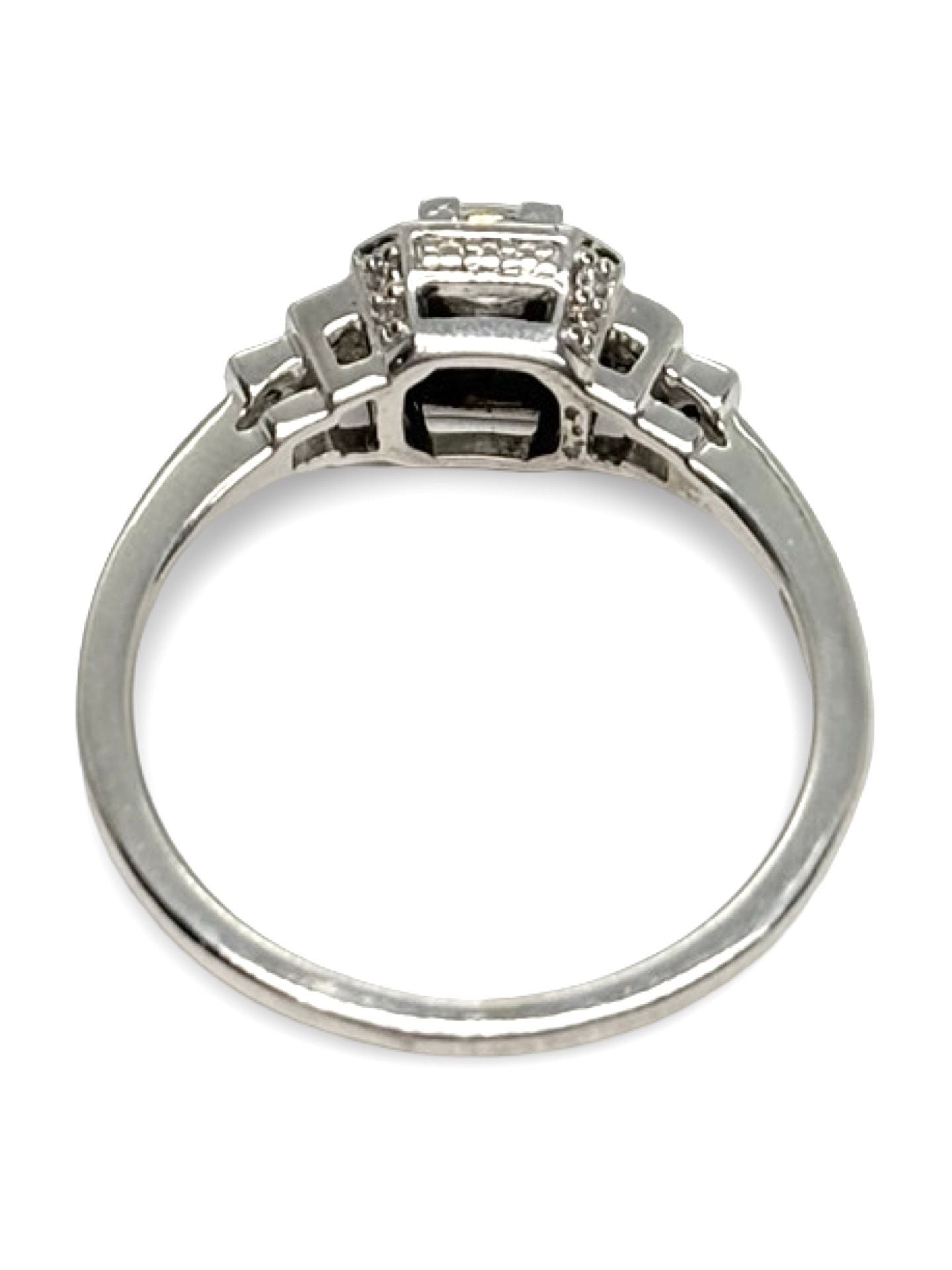Ring Solitaire MAUBOUSSIN "Un Automne 1930" in white gold and diamonds